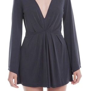 🤍🤍 Lush Super Soft Romper - Size Large - GREAT condition!